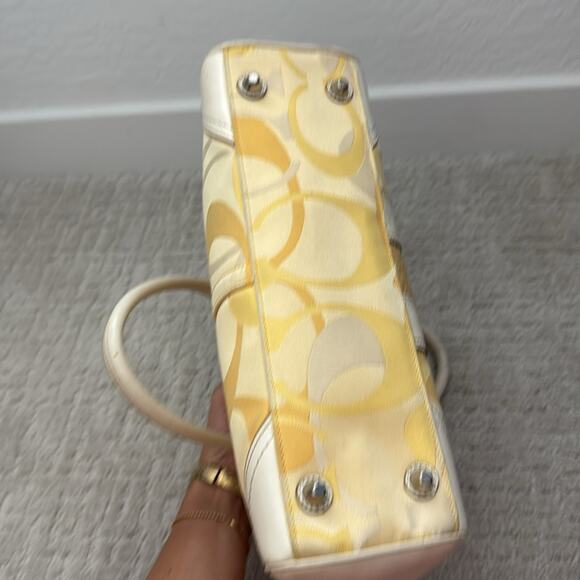 Coach Y2K butter yellow Signature Double Handle Handbag satchel horsebit - Picture 7 of 14